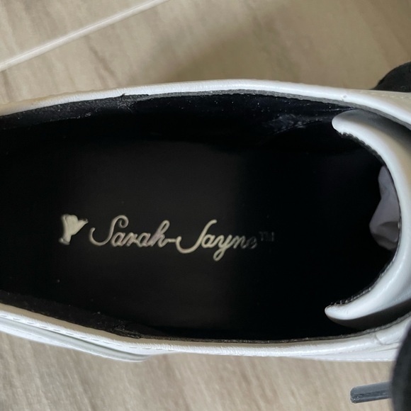 Sarah Jayne Girl's / woman’s JOLENE OXFORD WHITE Lace Up Shoes - Picture 8 of 8